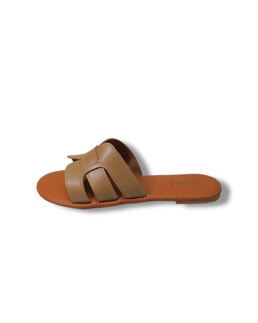 BEIGE FAB SLIDES